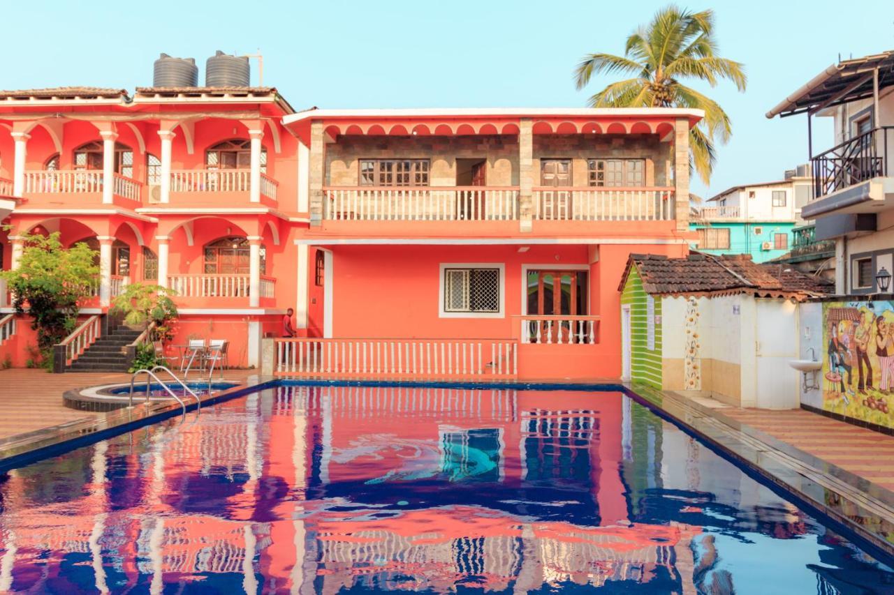 Larios Beach Holidays Resort Baga Bagian luar foto